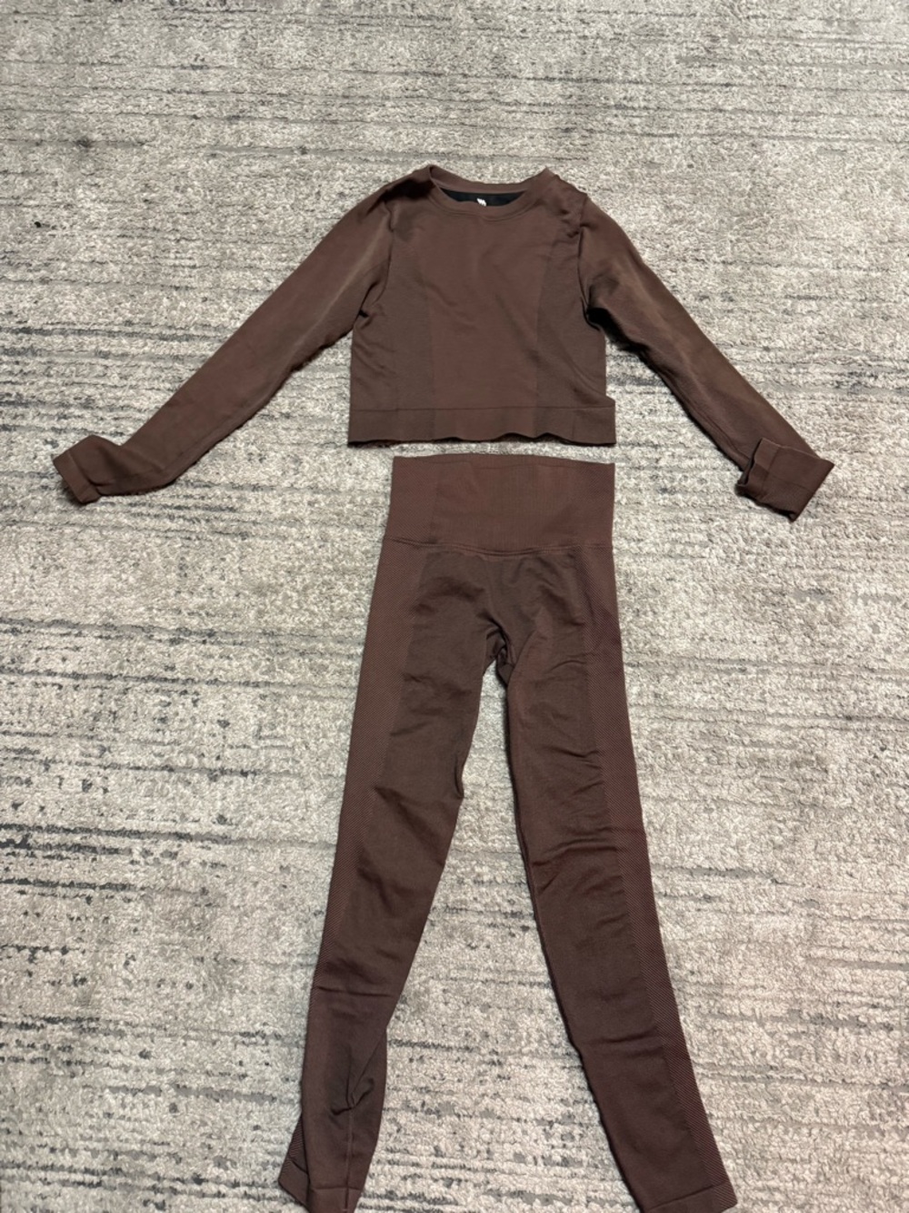 Target all in motion Brown Long Sleeve Crop Top and High-Waist Leggings Set